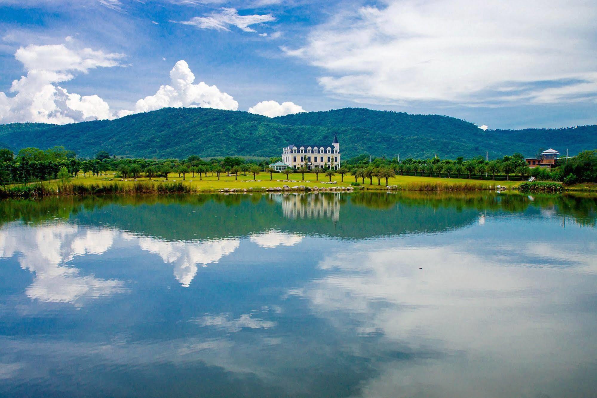 Chateau De Khaoyai Hotel & Resort Pak Chong Exteriér fotografie